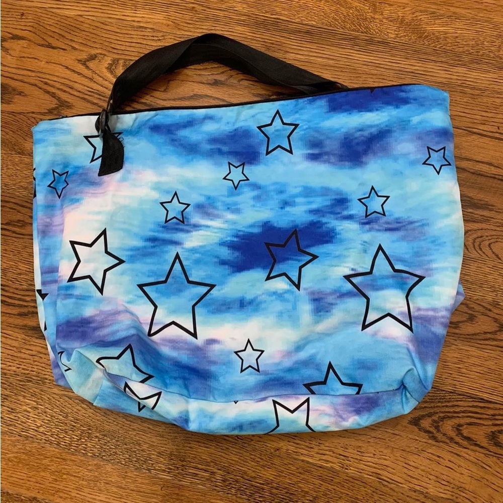 Penelope Wildberry tote bag. Blue with star print. Hardly used.